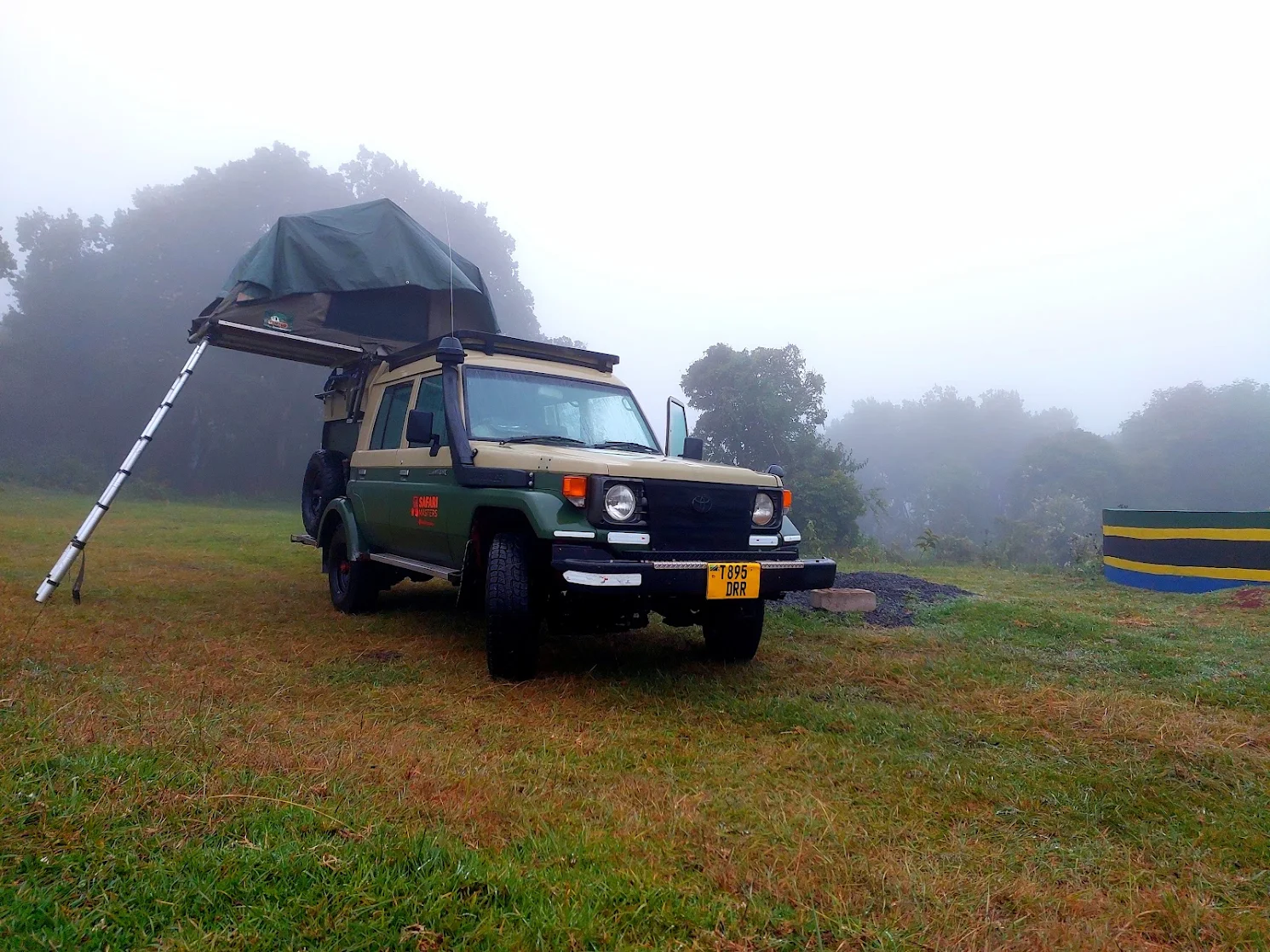 4x4 vehicle front view